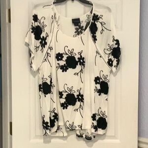 Floral Black and White Women's Top